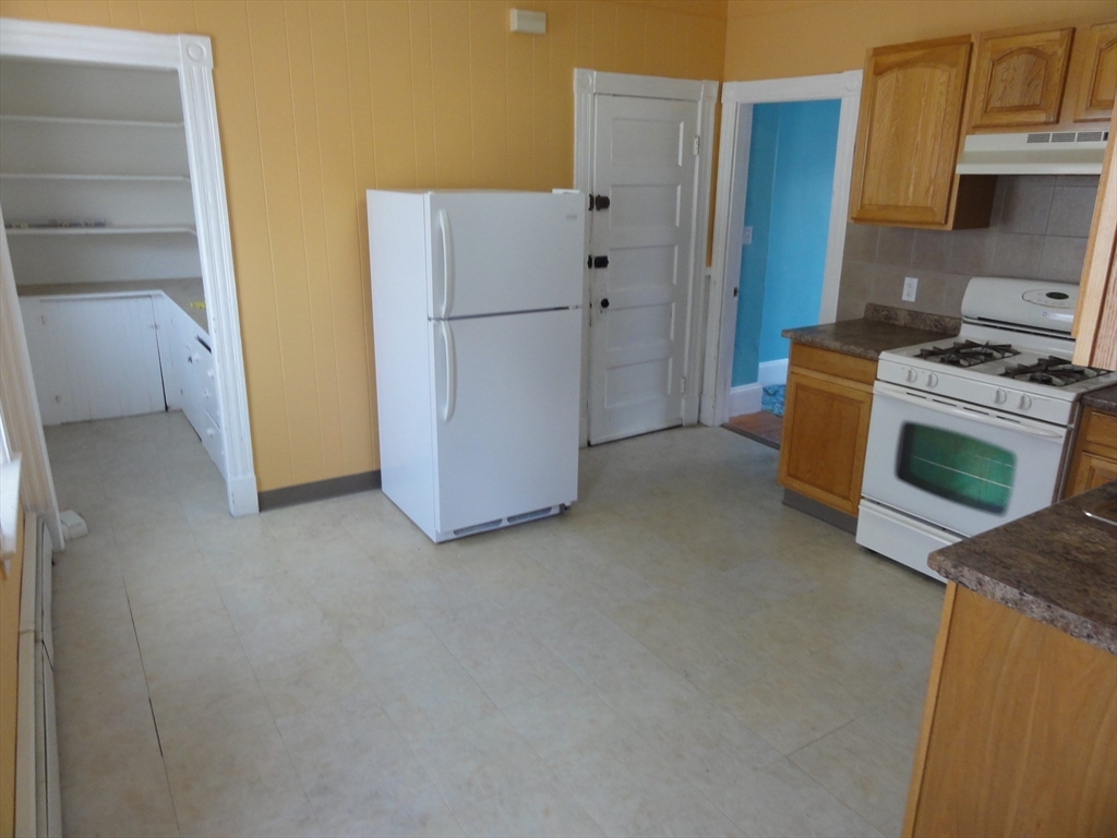130 Vernal Street, Unit 3 Everett, MA 02149 - Photo 4 of 15