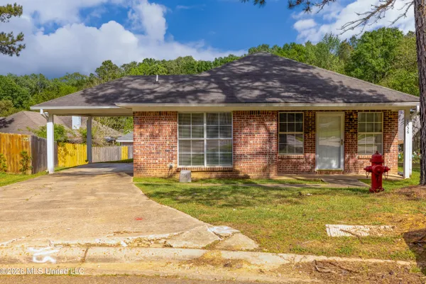 $205,000 | 1556 Chelsea Lane, Richland, MS 39218