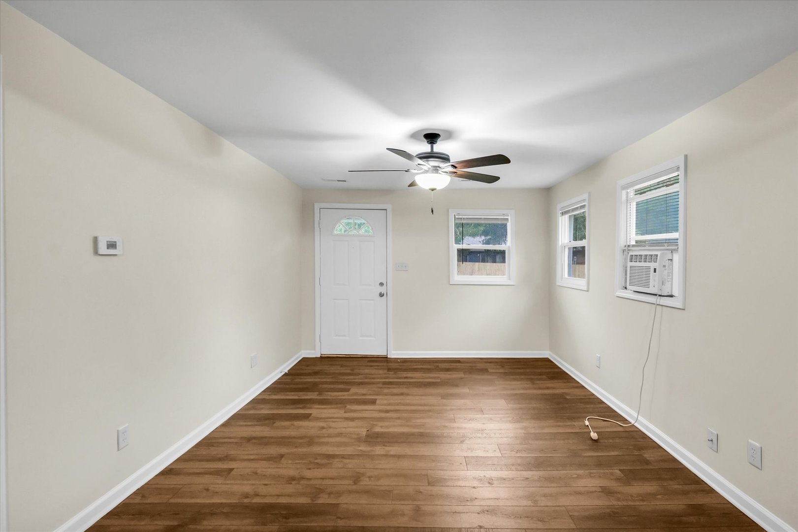1302 West Springfield Avenue Champaign, IL 61821 - Photo 15 of 29 Gallery Image 15