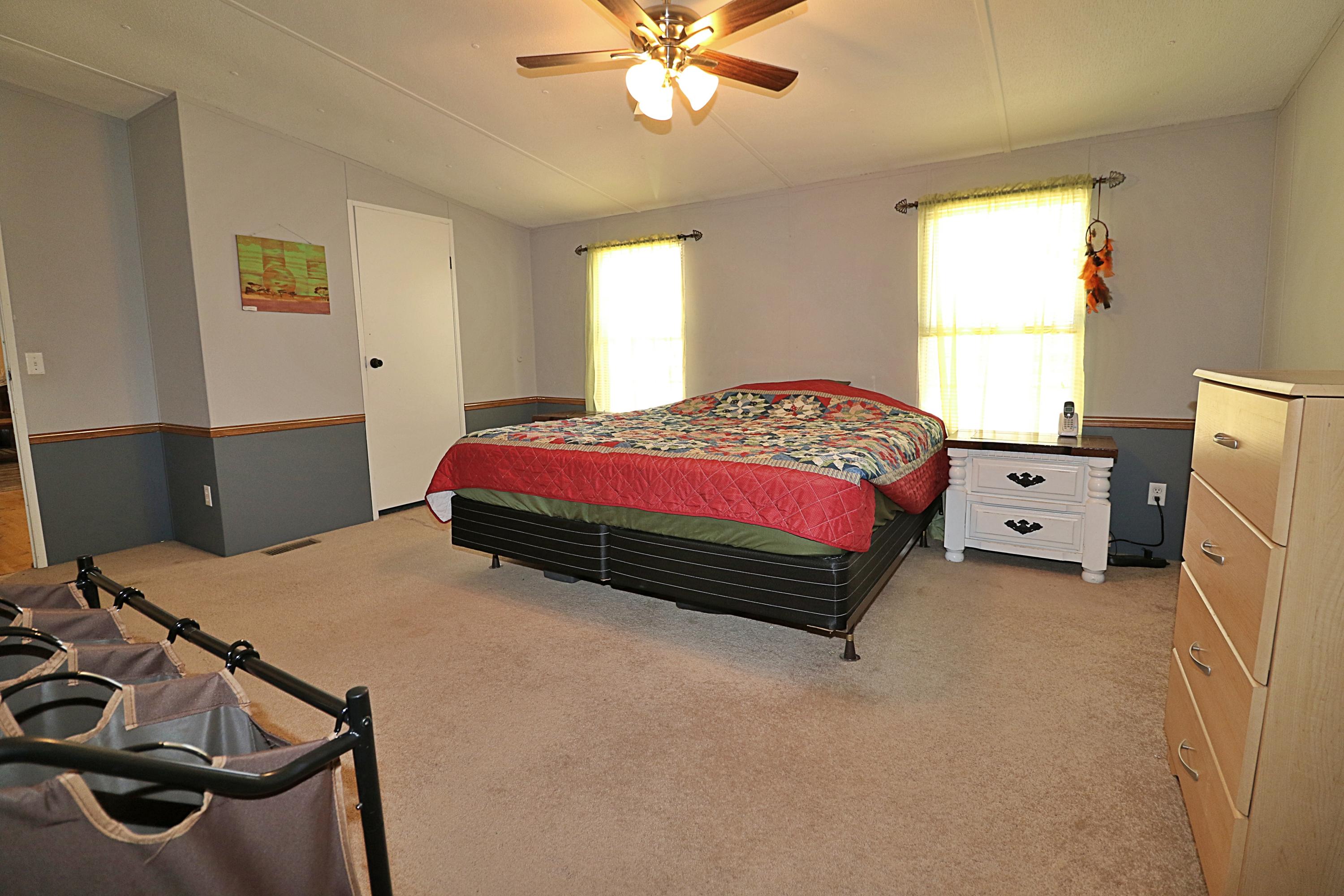 1248 Phillips Flats Road Oneida, TN 37841 - Photo 15 of 36 094A0871