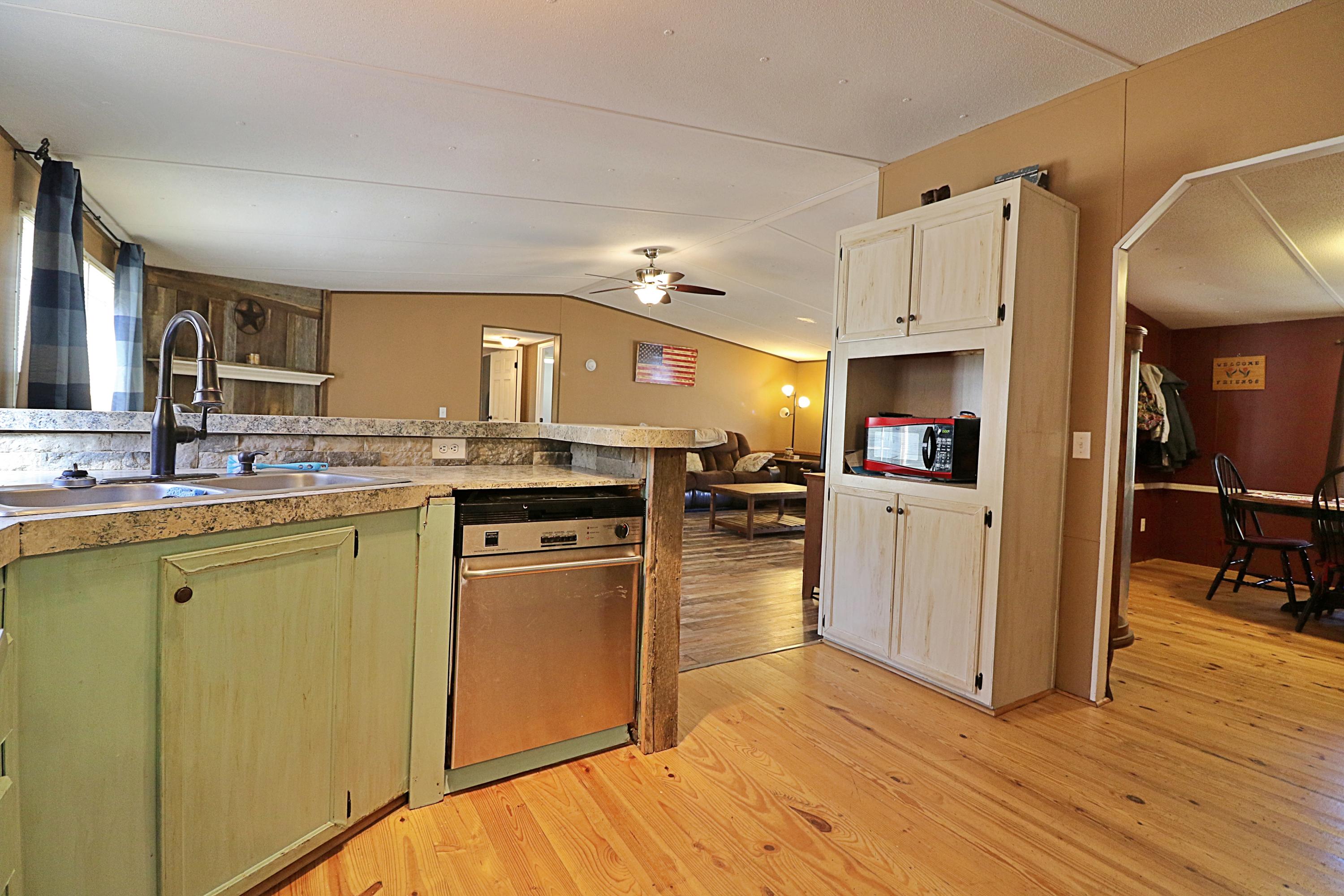 1248 Phillips Flats Road Oneida, TN 37841 - Photo 19 of 36 094A0866