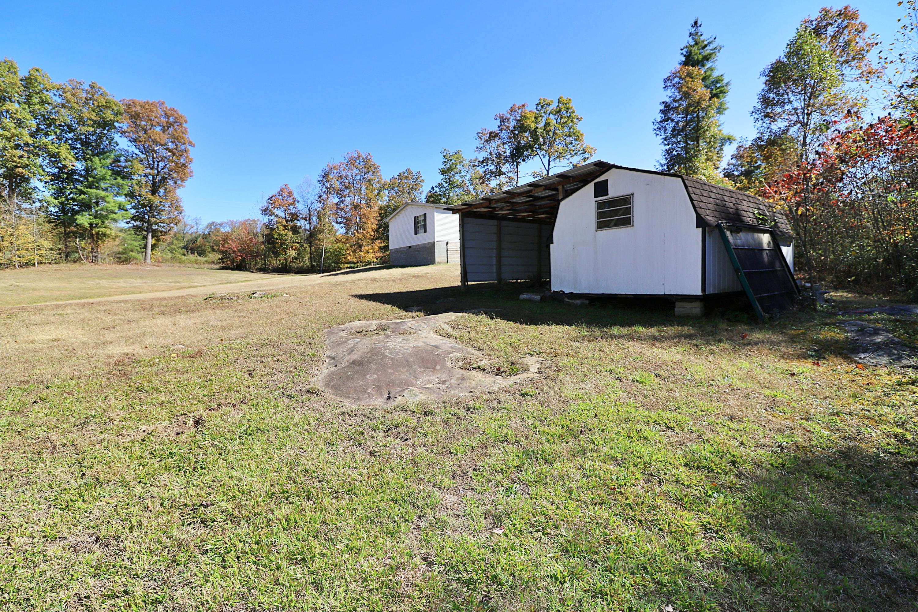 1248 Phillips Flats Road Oneida, TN 37841 - Photo 33 of 36 094A0896