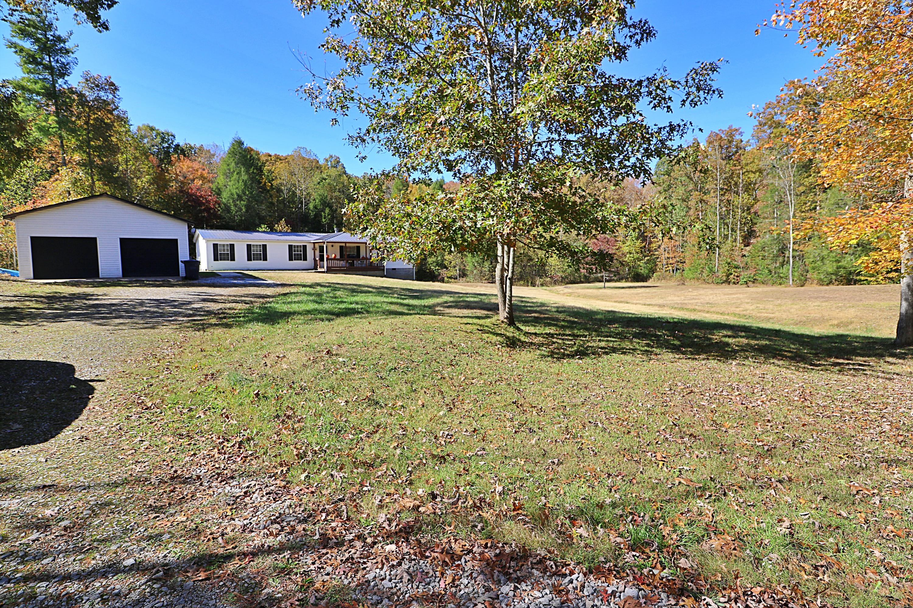 1248 Phillips Flats Road Oneida, TN 37841 - Photo 36 of 36 094A0888