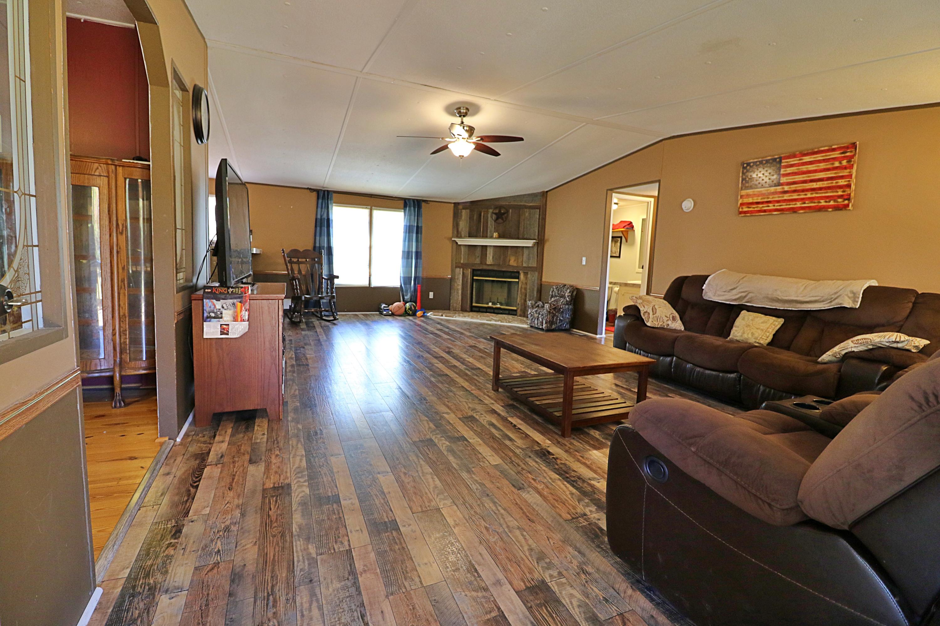 1248 Phillips Flats Road Oneida, TN 37841 - Photo 7 of 36 094A0848