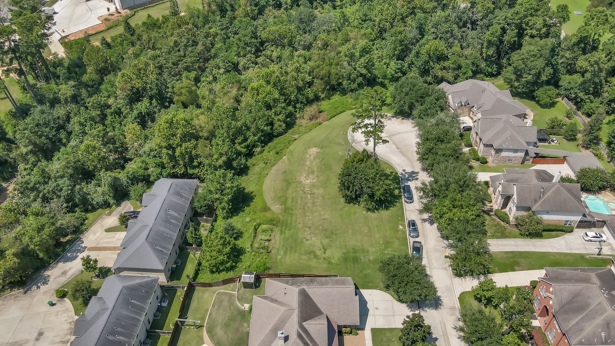 2402 Bramlet Drive Conroe, TX 77304 - Photo 10 of 15
