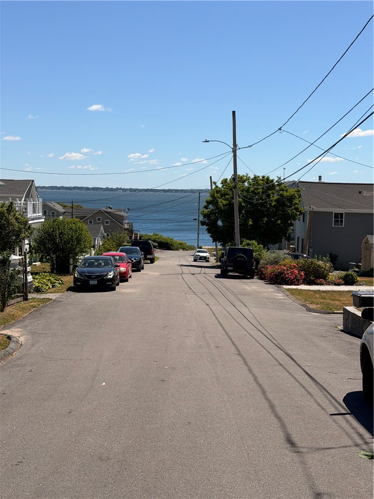 58 Surf Avenue Warwick, RI 02889 - Photo 2 of 25