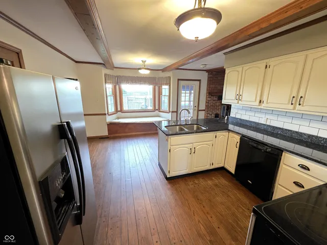 $379,900 | 428 West Lawton Circle, Rushville, IN 46173