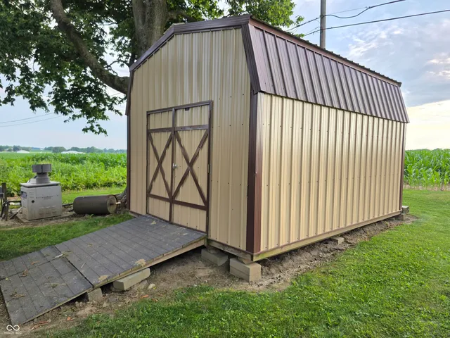 $379,900 | 428 West Lawton Circle, Rushville, IN 46173