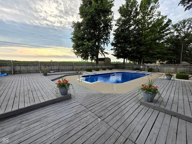 $379,900 | 428 West Lawton Circle, Rushville, IN 46173