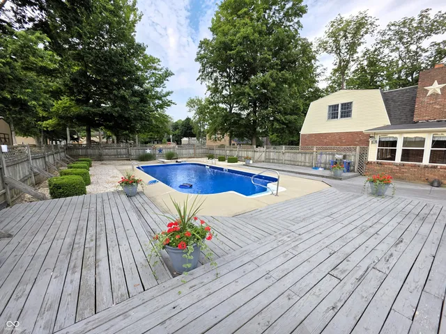 $379,900 | 428 West Lawton Circle, Rushville, IN 46173