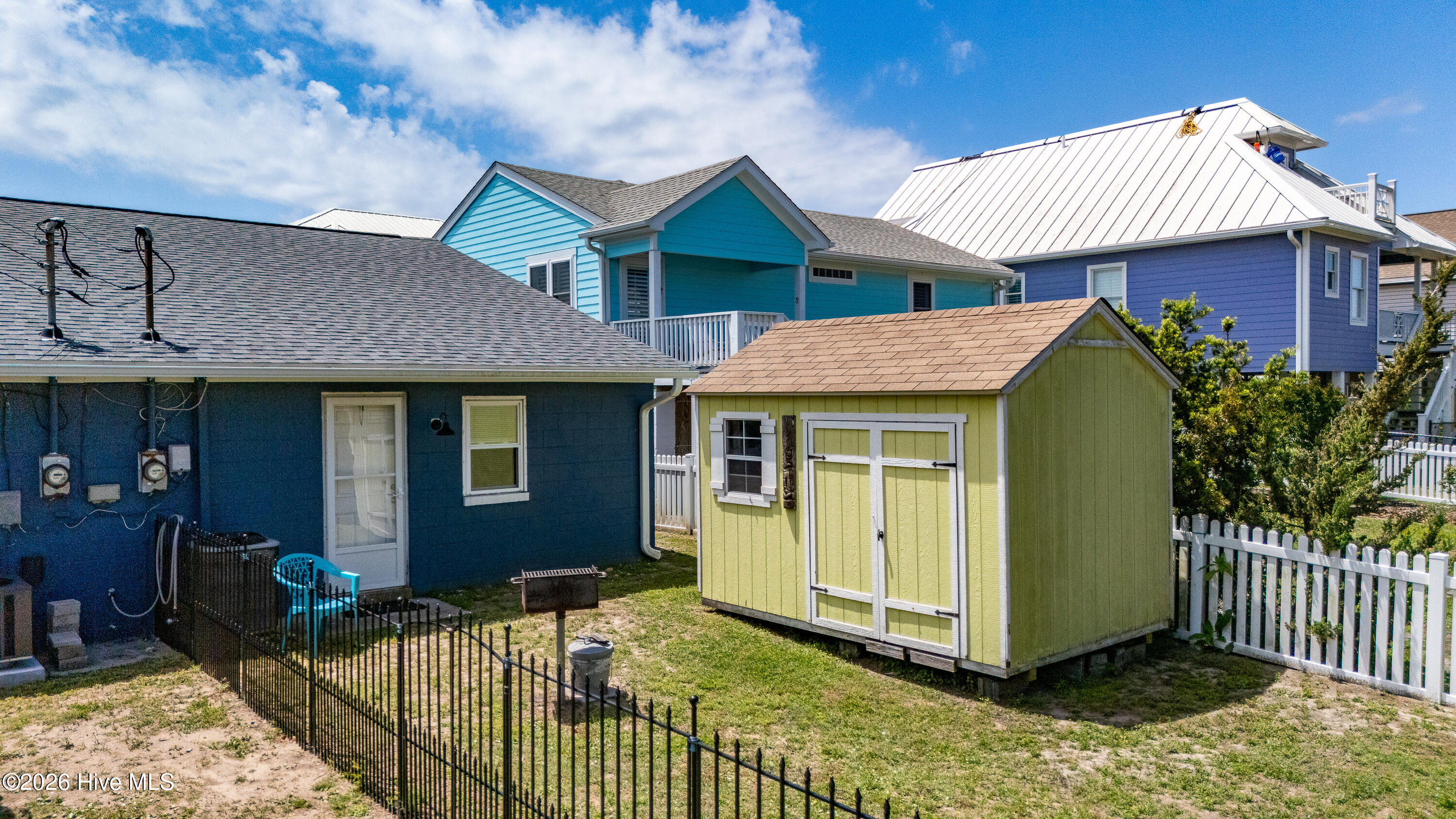 207 East Terminal Boulevard Atlantic Beach, NC 28512 - Photo 37 of 69 Backyard View