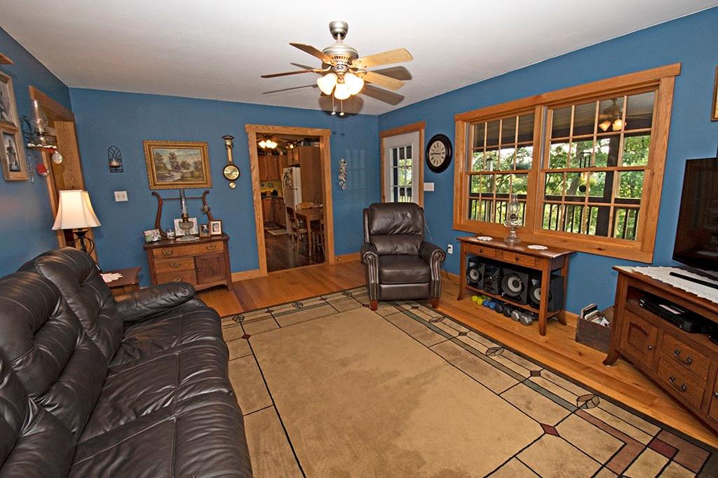 361 Tomlinson Run Church Road Georgetown, PA 15043 - Photo 8 of 25 Gallery Image 8