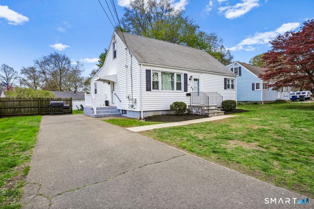 63 Richfield Road Bridgeport, CT 06606 - Photo 1 of 1