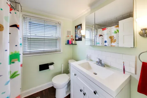 $669,000 | 1451 Sycamore Lane, Northbrook, IL 60062