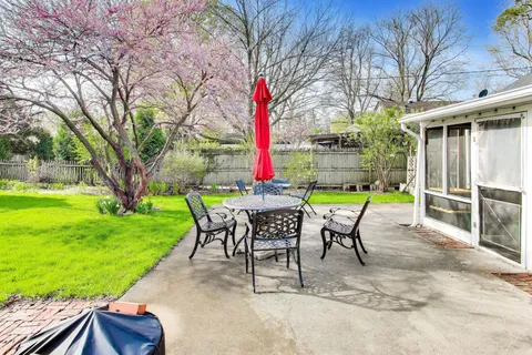 $669,000 | 1451 Sycamore Lane, Northbrook, IL 60062