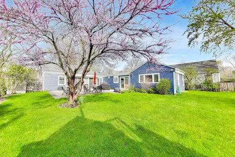 $669,000 | 1451 Sycamore Lane, Northbrook, IL 60062