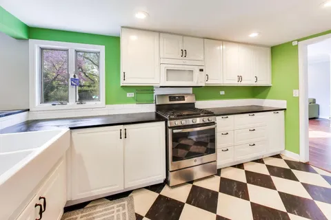 $669,000 | 1451 Sycamore Lane, Northbrook, IL 60062