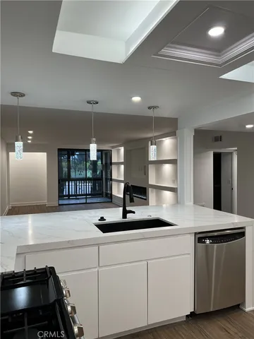 $650,000 | 4835 East Anaheim Street, Unit 101, Long Beach, CA 90804