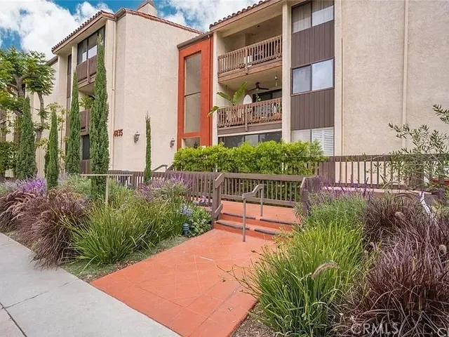 $650,000 | 4835 East Anaheim Street, Unit 101, Long Beach, CA 90804