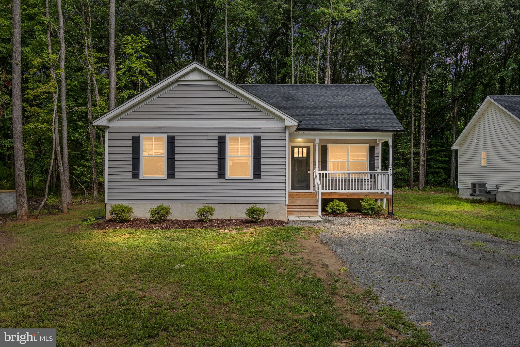 73 Azalea Way Colonial Beach, VA 22443 - Photo 3 of 48