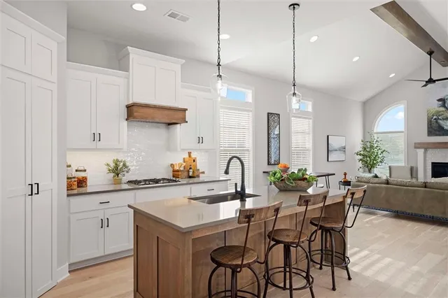 $502,000 | 17394 South Raintree Drive, Unit BLDG I 33, Olathe, KS 66062