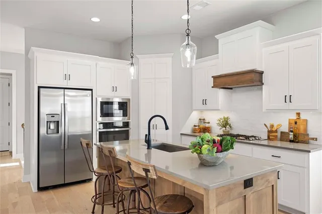 $502,000 | 17394 South Raintree Drive, Unit BLDG I 33, Olathe, KS 66062