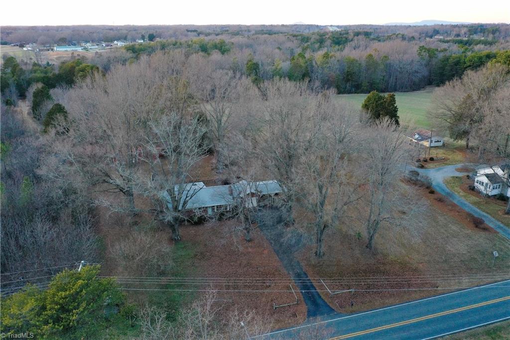 3180 Williston Road Walkertown, NC 27051 - Photo 4 of 45