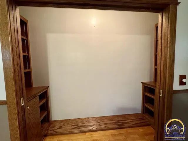 $329,000 | 210 North 8th Street, Hiawatha, KS 66434