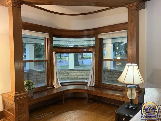 $329,000 | 210 North 8th Street, Hiawatha, KS 66434