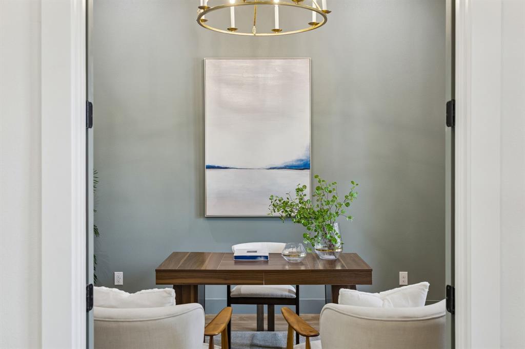 4210 Azalea Way Midlothian, TX 76065 - Photo 4 of 31