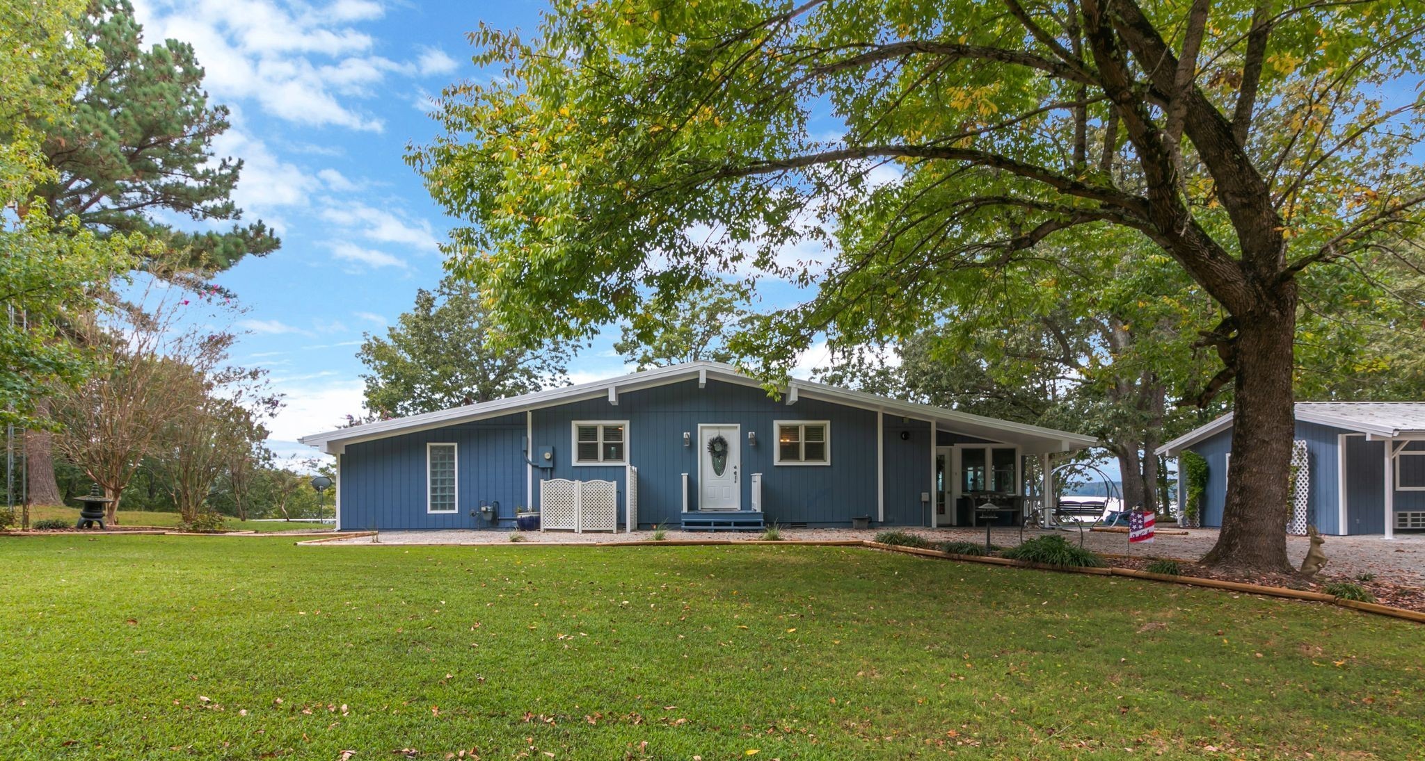 439 Bluff Road Big Sandy, TN 38221 - Photo 6 of 86