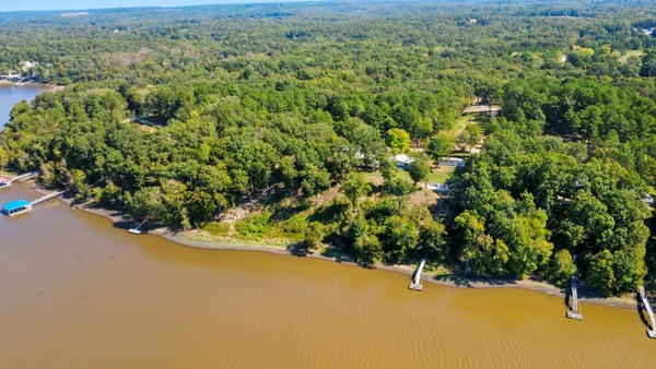 $525,000 | 439 Bluff Road, Big Sandy, TN 38221