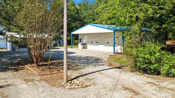 $525,000 | 439 Bluff Road, Big Sandy, TN 38221