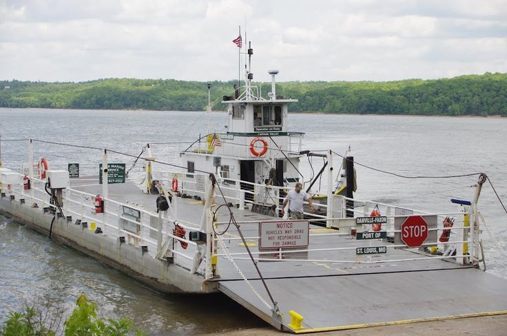 439 Bluff Road Big Sandy, TN 38221 - Photo 85 of 86 a picture of car parked next to a lake