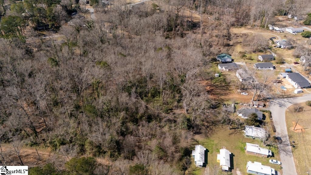 129 Smith Street Laurens, SC 29360 - Photo 3 of 6