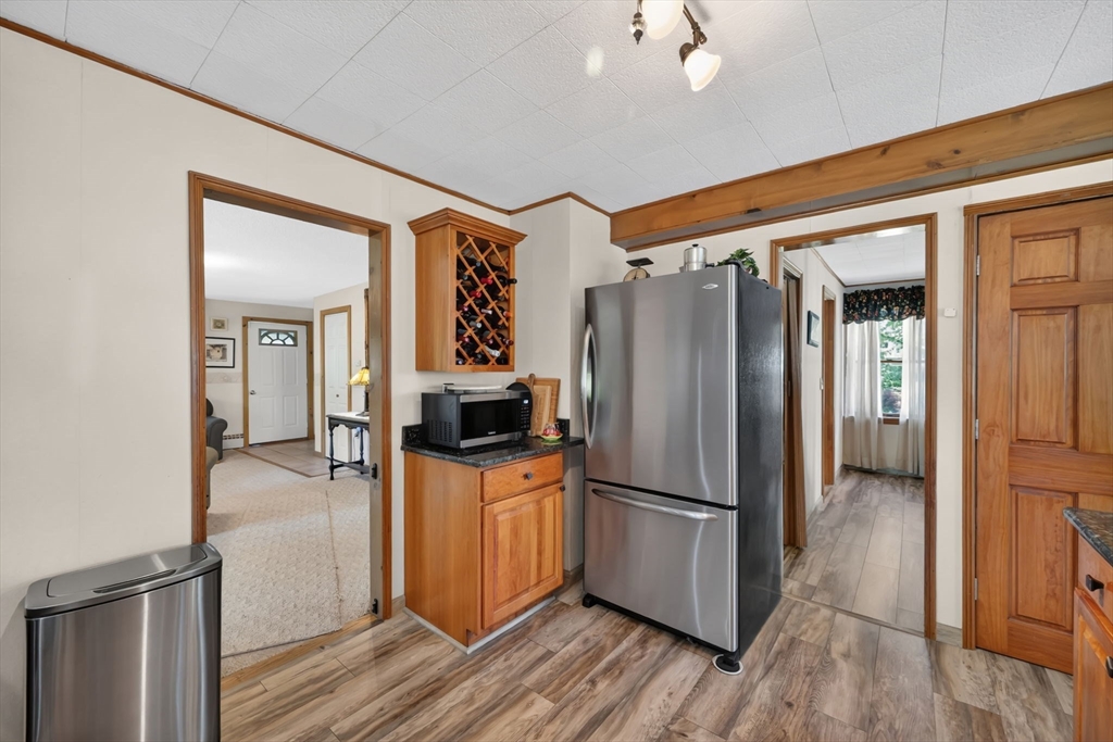 121 Merrill Road Springfield, MA 01119 - Photo 15 of 31