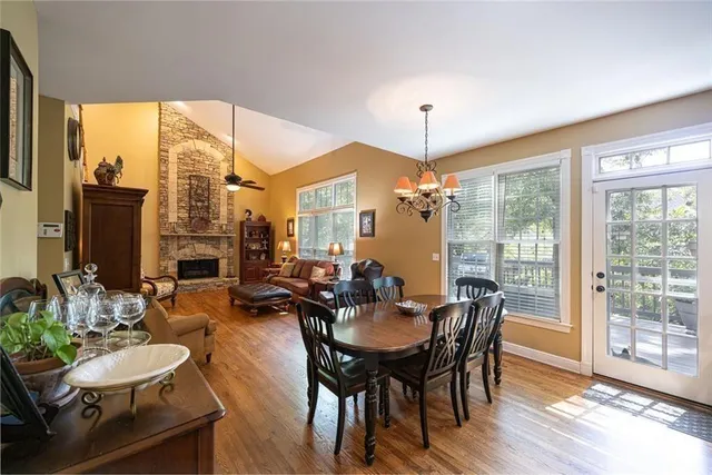 $640,000 | 2124 York River Way, Suwanee, GA 30024