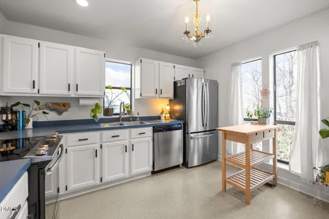 $570,000 | 504 Waterside Drive, Carrboro, NC 27510