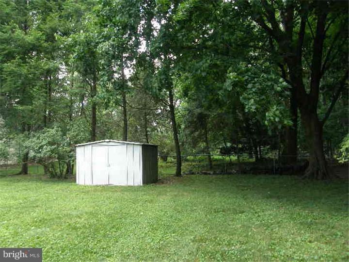 1249 Hoffman Road Ambler, PA 19002 - Photo 3 of 14 Gallery Image 3