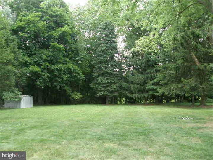 1249 Hoffman Road Ambler, PA 19002 - Photo 4 of 14 Gallery Image 4
