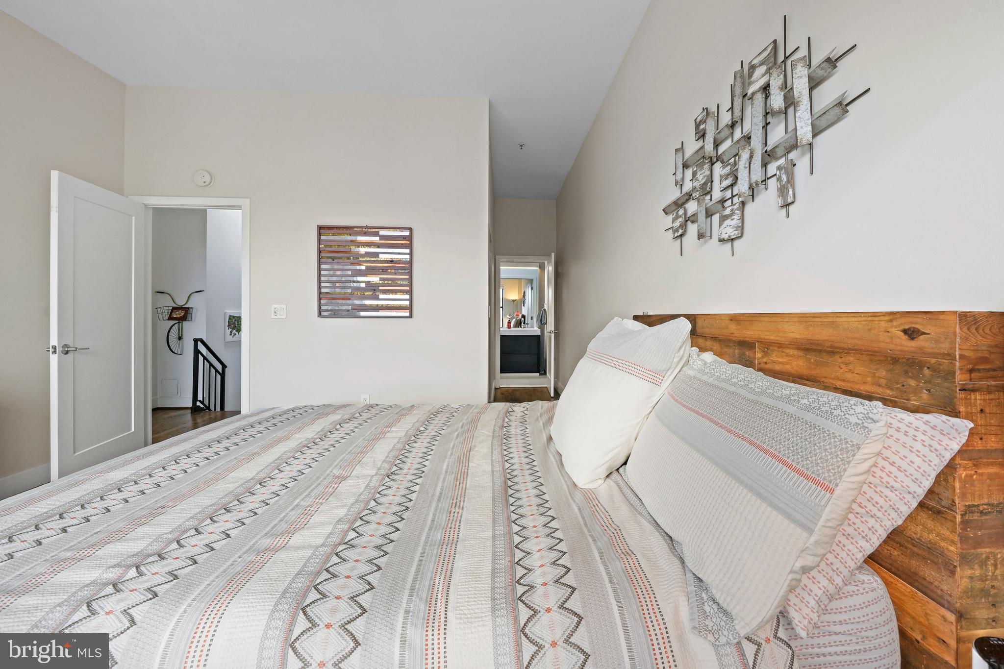 1111 W Street Northwest, Unit 10 Washington, DC 20009 - Photo 23 of 36