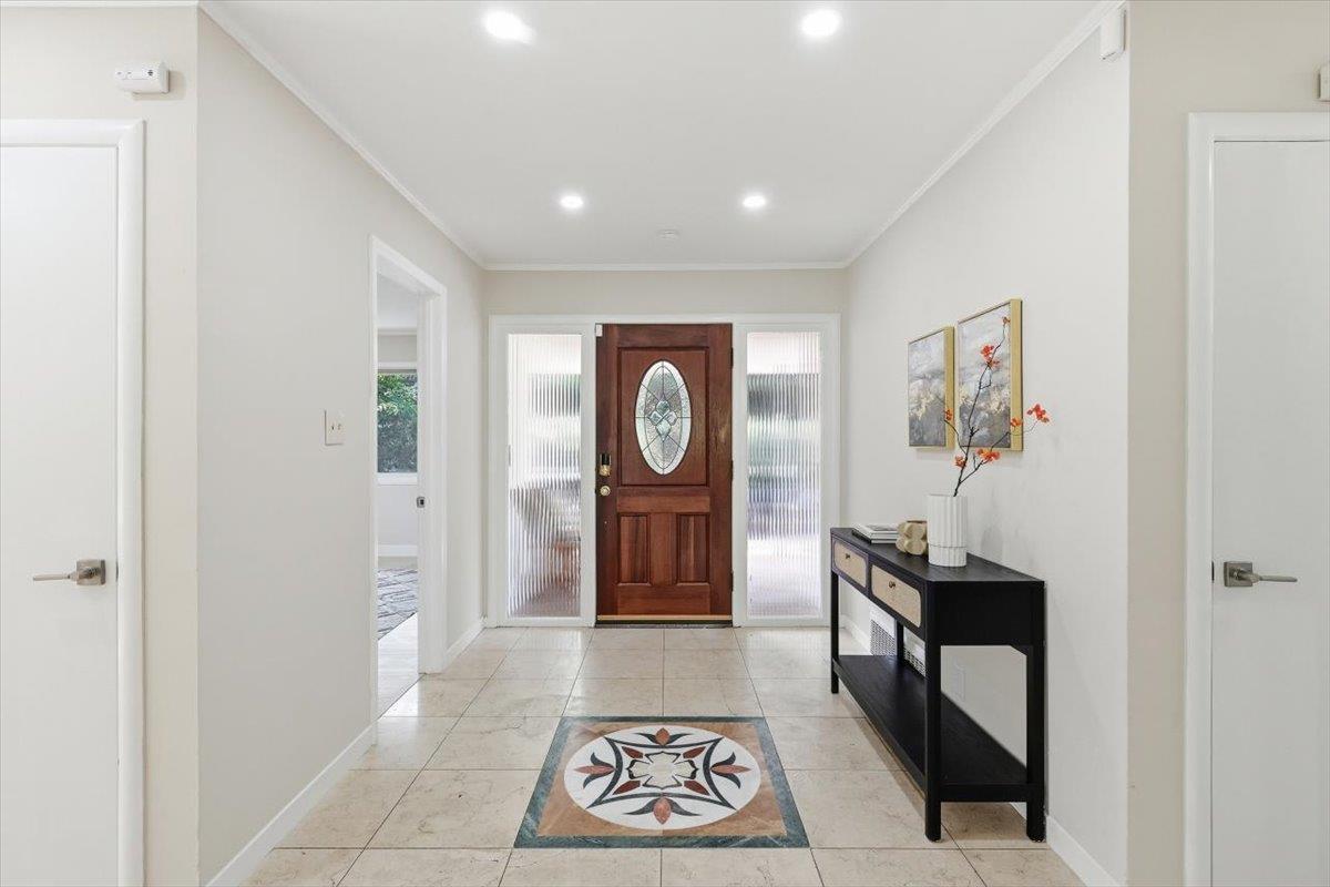 6 Spring Valley Lane Millbrae, CA 94030 - Photo 4 of 109