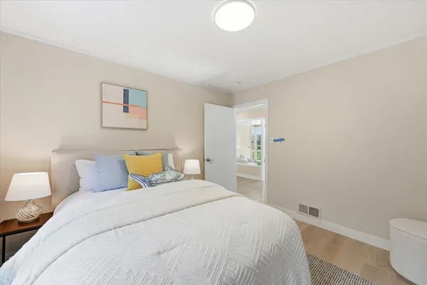 $2,880,000 | 6 Spring Valley Lane, Millbrae, CA 94030