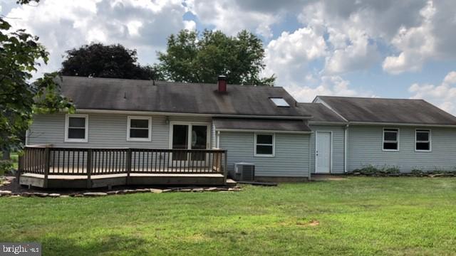2518 Neudecker Road Westminster, MD 21157 - Photo 20 of 22 a front view of a house with garden