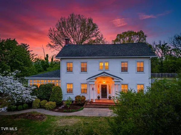 $700,000 | 207 Lynwood Street, Bristol, TN 37620