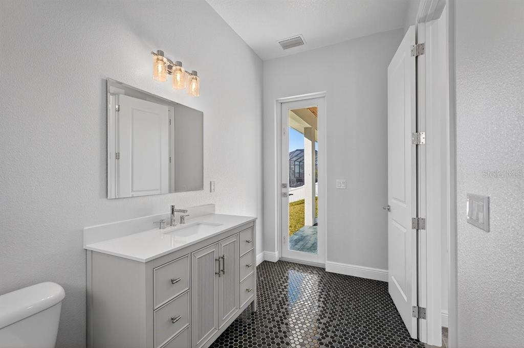 7 Crandon Court Palm Coast, FL 32137 - Photo 37 of 72