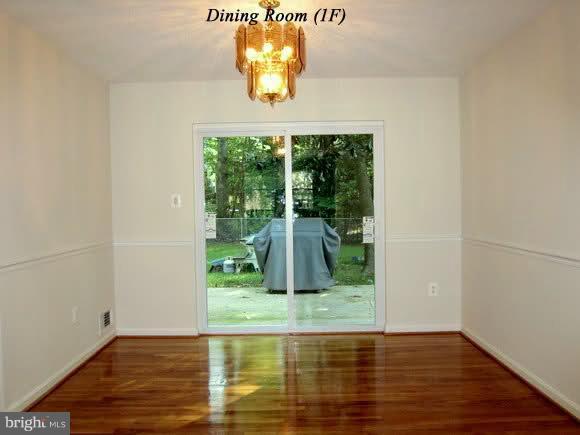 5507 Rolling Road Springfield, VA 22151 - Photo 16 of 17 Dining Room