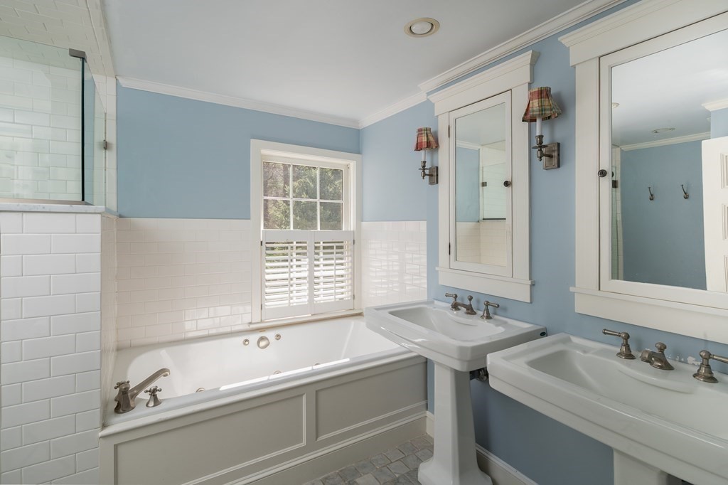 35 Booth Hill Road Scituate, MA 02066 - Photo 26 of 40 Gallery Image 26
