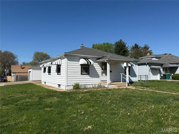 $165,000 | 19 West Mill Street, Millstadt, IL 62260