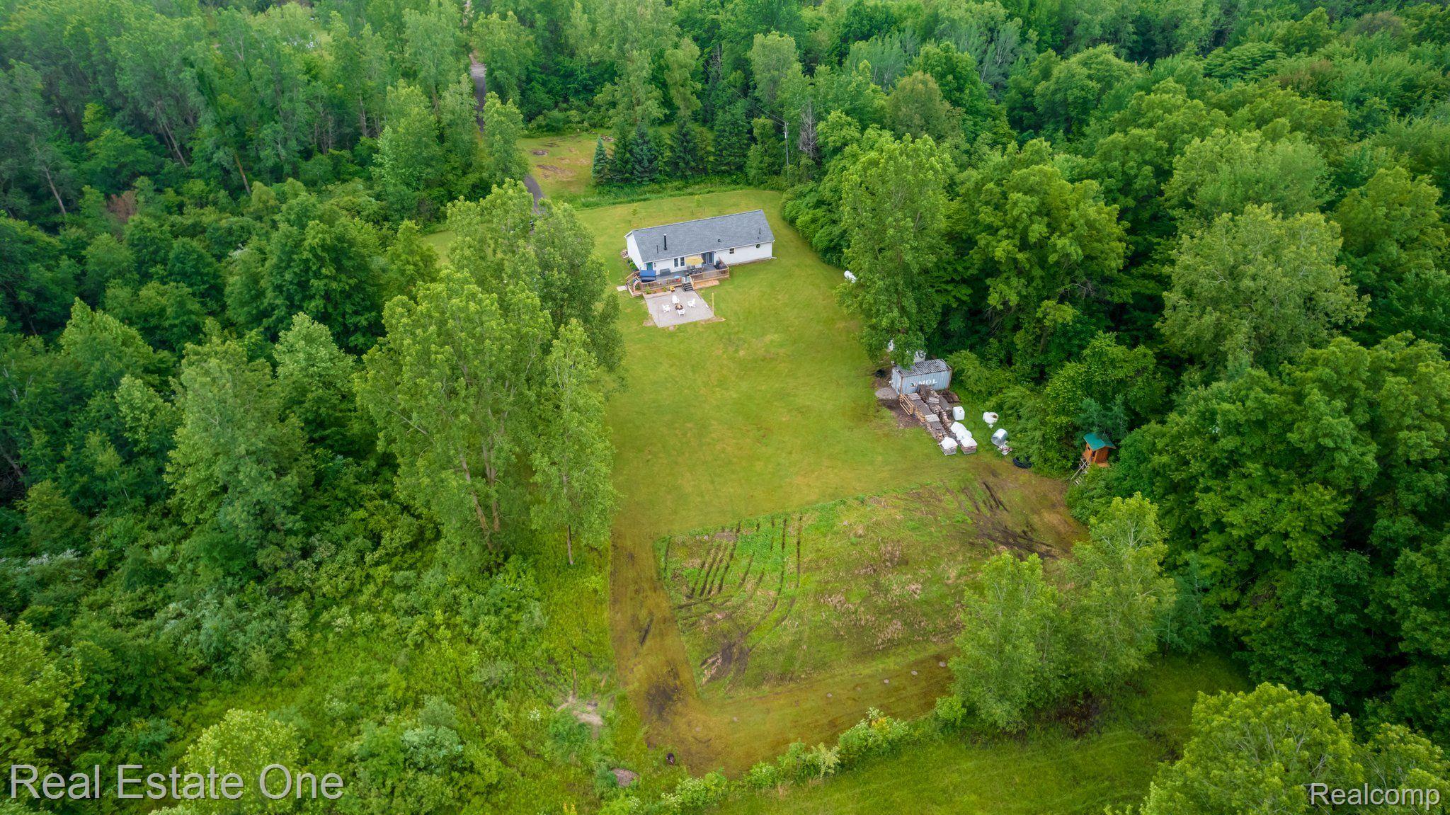 8178 West Newburg Road Belleville, MI 48111 - Photo 33 of 34 Gallery Image 33